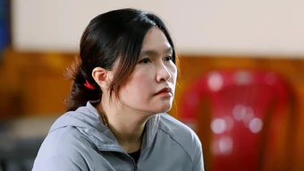 Tiếp tục lừa nhiều người trong lúc được hoãn thi hành án 10 năm tù