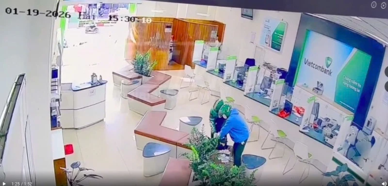 Tìm cửa hàng kinh doanh vàng và chủ sở hữu phương tiện liên quan vụ án Tìm cửa hàng kinh doanh vàng và chủ sở hữu phương tiện liên quan vụ án