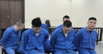 Tìm việc qua mạng, thiếu nữ bị mua bán nhiều lần, ép nhận nợ