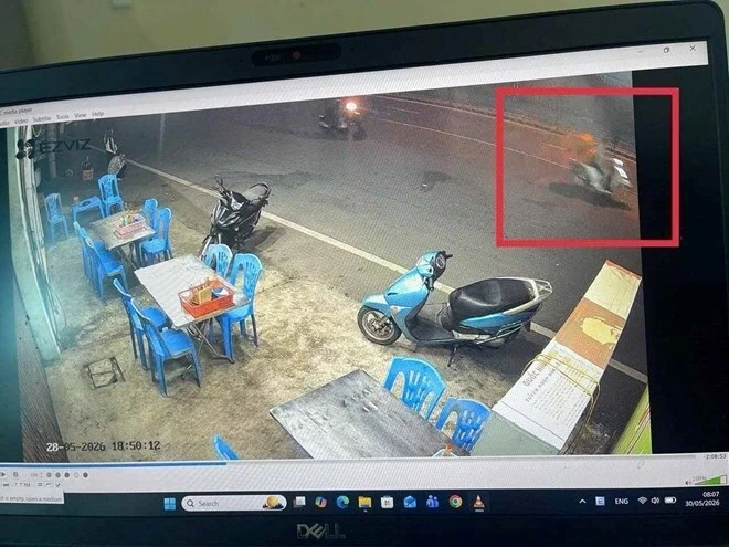 Tìm xe máy liên quan vụ tai nạn khiến một phụ nữ tử vong trên quốc lộ 5 Tìm xe máy liên quan vụ tai nạn khiến một phụ nữ tử vong trên quốc lộ 5