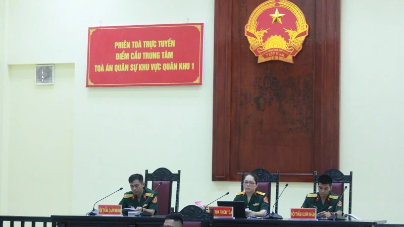 Tòa án quân sự khu vực Quân khu 1 xét xử trực tuyến vụ án "Cướp tài sản"