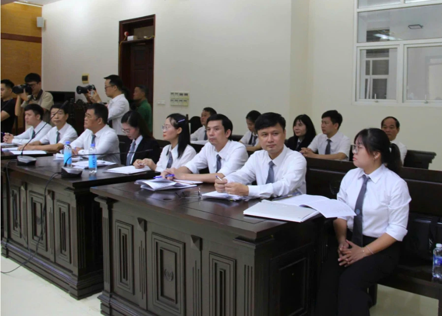 Toà đổi ngày tuyên án cựu Bộ trưởng Nguyễn Thị Kim Tiến Toà đổi ngày tuyên án cựu Bộ trưởng Nguyễn Thị Kim Tiến