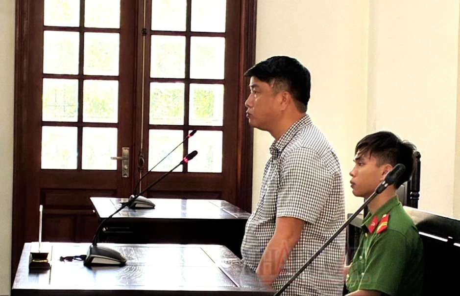 Tòa hủy án vụ cán bộ ‘phù phép’ xe trôi nổi thành xe bán đấu giá Tòa hủy án vụ cán bộ ‘phù phép’ xe trôi nổi thành xe bán đấu giá