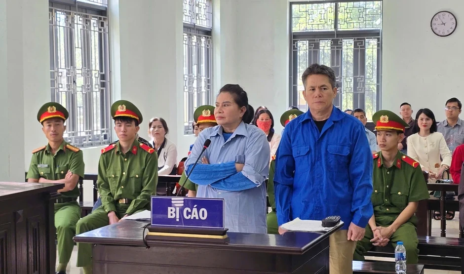 Toà tuyên án cặp vợ chồng giữ người trái pháp luật, khóa cửa nhốt công an Toà tuyên án cặp vợ chồng giữ người trái pháp luật, khóa cửa nhốt công an