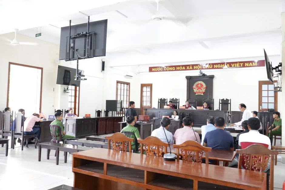Tòa tuyên án phúc thẩm vụ 'tai nạn giao thông lạ lùng' ở Cần Thơ Tòa tuyên án phúc thẩm vụ 'tai nạn giao thông lạ lùng' ở Cần Thơ