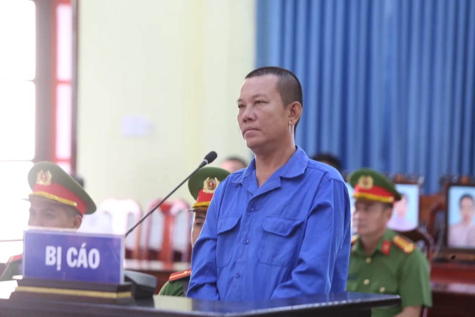 Tòa tuyên án tử hình kẻ sát hại 3 người trong gia đình người tình ở Tây Ninh Tòa tuyên án tử hình kẻ sát hại 3 người trong gia đình người tình ở Tây Ninh
