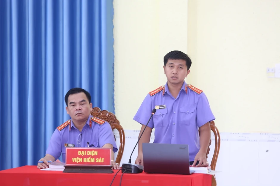 Tòa tuyên án tử hình kẻ sát hại 3 người trong gia đình người tình ở Tây Ninh Tòa tuyên án tử hình kẻ sát hại 3 người trong gia đình người tình ở Tây Ninh