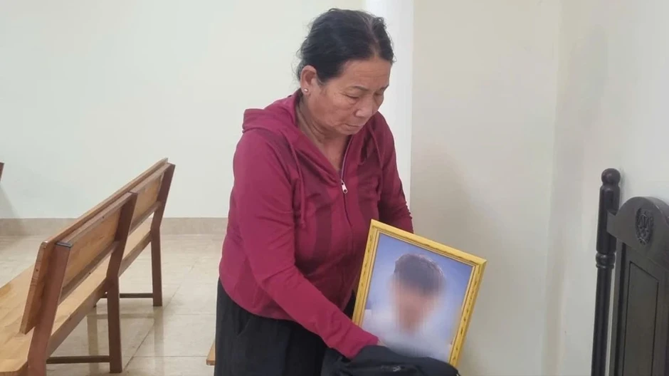 Toà tuyên án vụ nam sinh ném gạch, bạn cùng nhóm tử vong Toà tuyên án vụ nam sinh ném gạch, bạn cùng nhóm tử vong