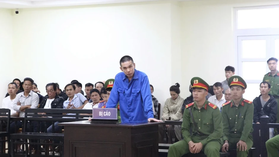 Toà tuyên tử hình Hào “mặt quỷ”, kẻ sát hại 4 người trong 1 gia đình ở Đắk Lắk Toà tuyên tử hình Hào “mặt quỷ”, kẻ sát hại 4 người trong 1 gia đình ở Đắk Lắk