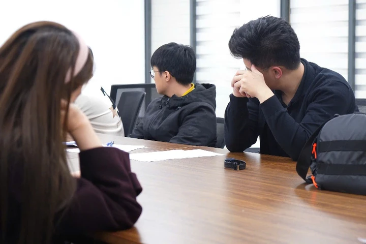 Toàn cảnh chuyên án đánh sập 'đế chế' bóng đá lậu, bắt giữ 'ông trùm' Xôi Lạc TV Toàn cảnh chuyên án đánh sập 'đế chế' bóng đá lậu, bắt giữ 'ông trùm' Xôi Lạc TV