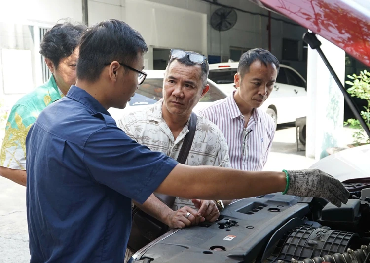 TP Hồ Chí Minh: Nghẽn mạng trong ngày đầu cấp chứng nhận đăng kiểm điện tử TP Hồ Chí Minh: Nghẽn mạng trong ngày đầu cấp chứng nhận đăng kiểm điện tử