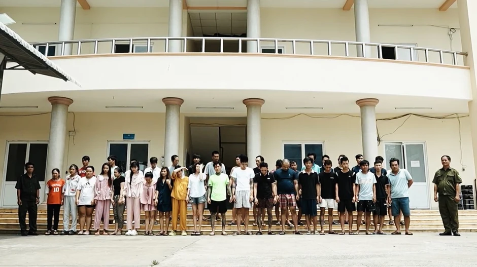 TP Hồ Chí Minh triệt phá đường dây ma túy liên tỉnh, bắt giữ 140 đối tượng TP Hồ Chí Minh triệt phá đường dây ma túy liên tỉnh, bắt giữ 140 đối tượng