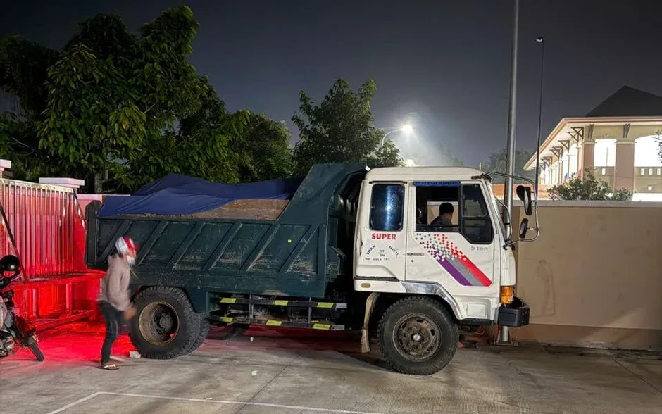 TP Hồ Chí Minh: Xử phạt 69 triệu đồng vụ khai thác đất không phép ở Bình Giã TP Hồ Chí Minh: Xử phạt 69 triệu đồng vụ khai thác đất không phép ở Bình Giã