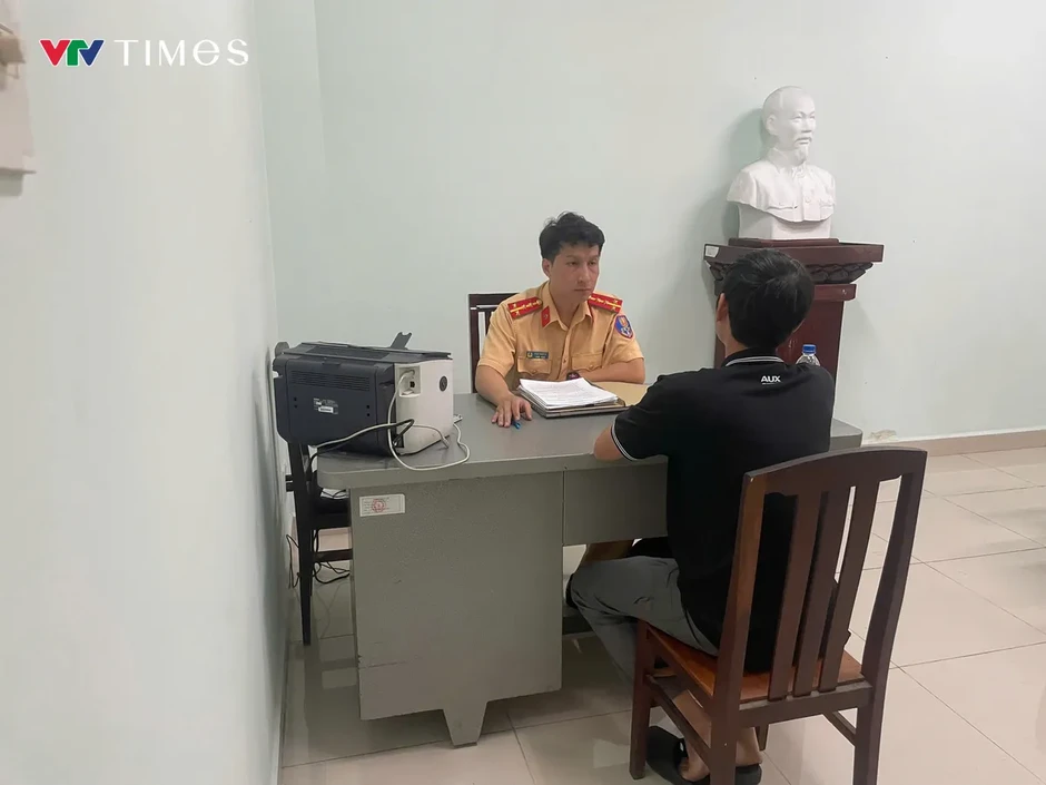 TP Hồ Chí Minh: Xử phạt nhiều trường hợp đăng tin sai sự thật về CSGT trên mạng xã hội