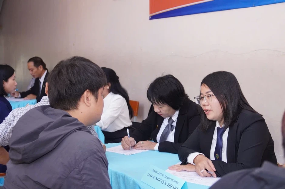 TP.HCM: Đột phá cơ chế thu hút 'chất xám' luật sư vào khu vực công TP.HCM: Đột phá cơ chế thu hút 'chất xám' luật sư vào khu vực công