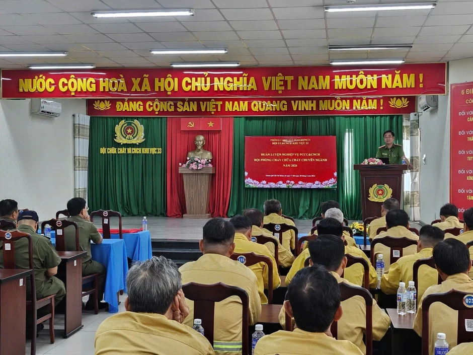TP.HCM: Huấn luyện PCCC chuyên ngành tại các khu công nghiệp TP.HCM: Huấn luyện PCCC chuyên ngành tại các khu công nghiệp