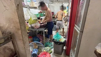 TP.HCM: Kiểm tra 13 cơ sở ăn uống, phát hiện 11 nơi vi phạm an toàn thực phẩm
