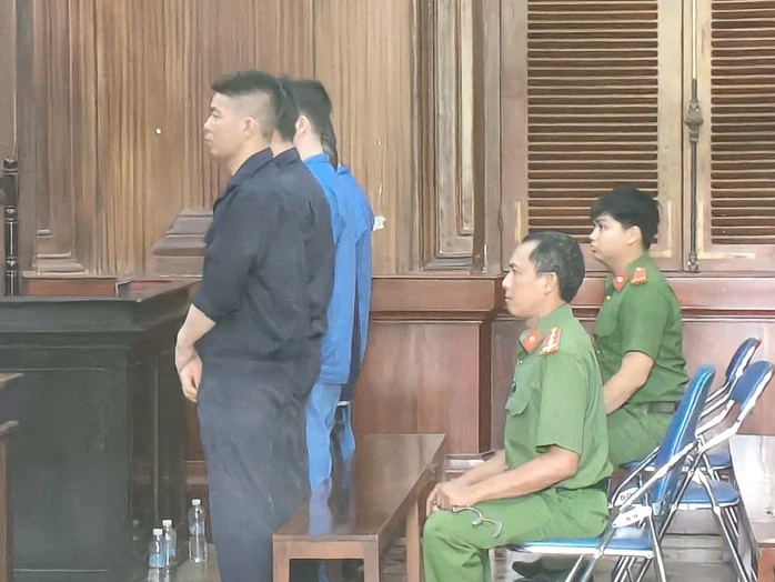 TPHCM: Ma túy núp bóng thực phẩm sấy khô, máy sấy tóc TPHCM: Ma túy núp bóng thực phẩm sấy khô, máy sấy tóc
