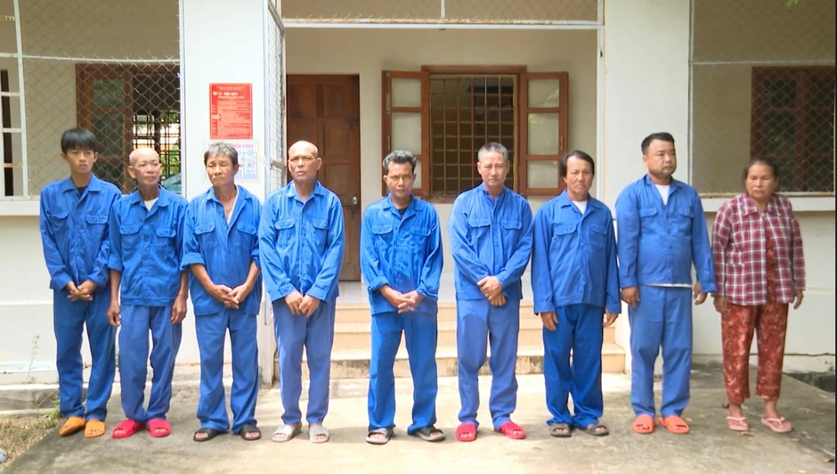 TPHCM phá đường dây mua bán thuốc nổ từ đầu đạn sót lại sau chiến tranh