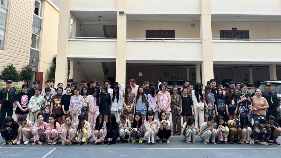 TPHCM triệt phá đường dây kinh doanh thuốc lá điện tử chứa ma túy quy mô lớn TPHCM triệt phá đường dây kinh doanh thuốc lá điện tử chứa ma túy quy mô lớn