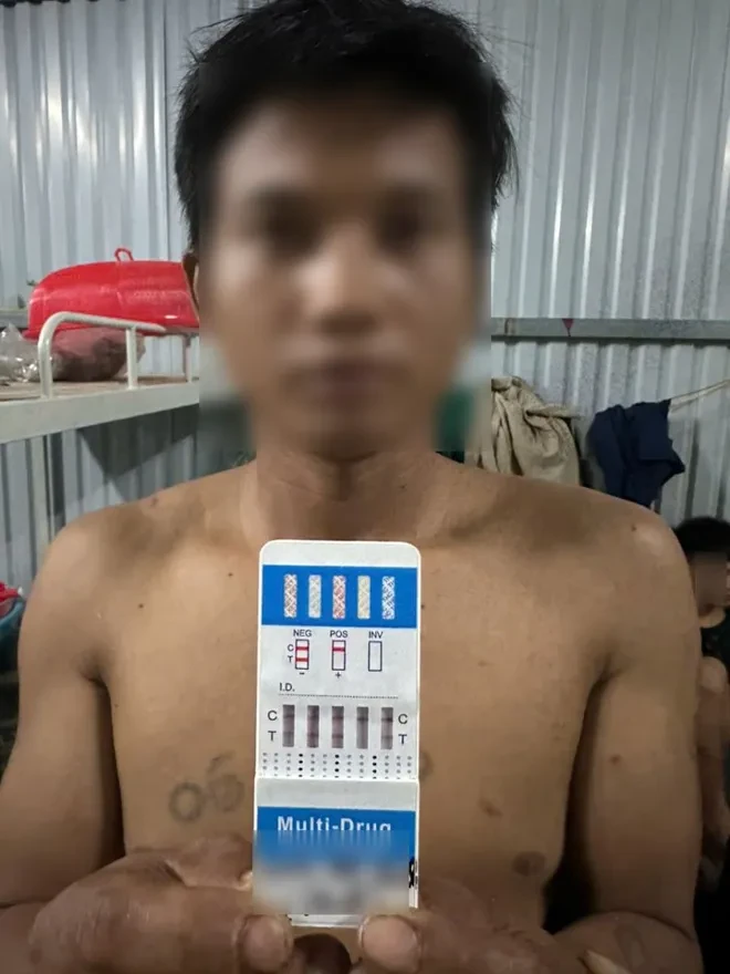 Trả công cho công nhân bằng ma túy, chủ thầu ở Phú Thọ bị khởi tố Trả công cho công nhân bằng ma túy, chủ thầu ở Phú Thọ bị khởi tố