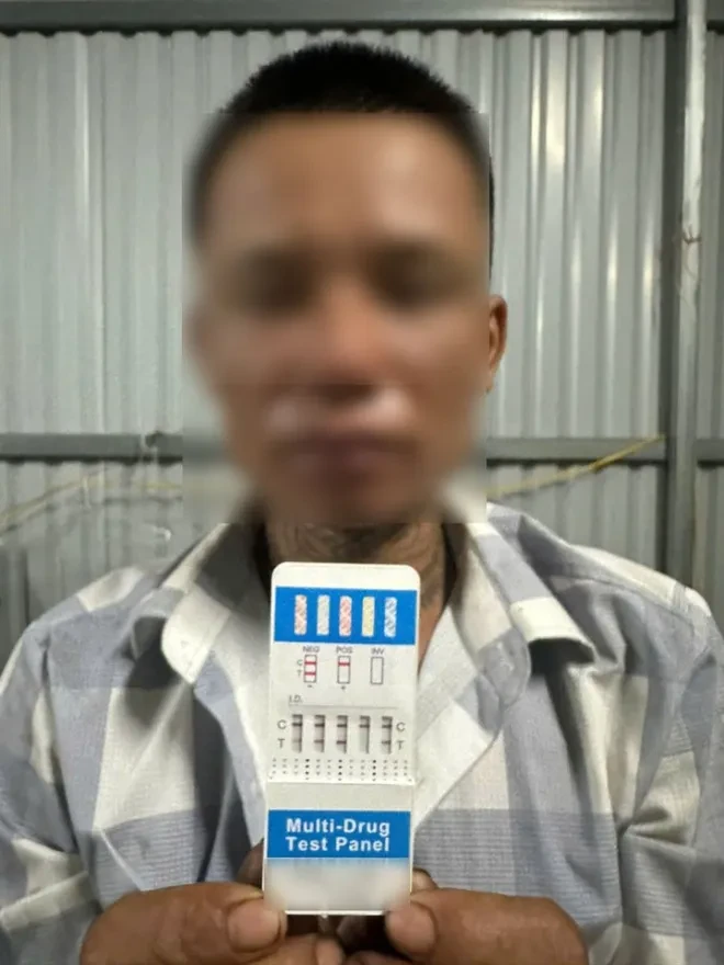 Trả công cho công nhân bằng ma túy, chủ thầu ở Phú Thọ bị khởi tố Trả công cho công nhân bằng ma túy, chủ thầu ở Phú Thọ bị khởi tố