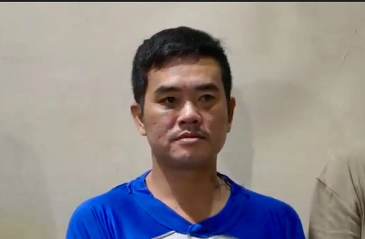 Triệt phá băng giang hồ ‘Chành cua 46’ đe dọa thương lái, ép đóng tiền bảo kê Triệt phá băng giang hồ ‘Chành cua 46’ đe dọa thương lái, ép đóng tiền bảo kê
