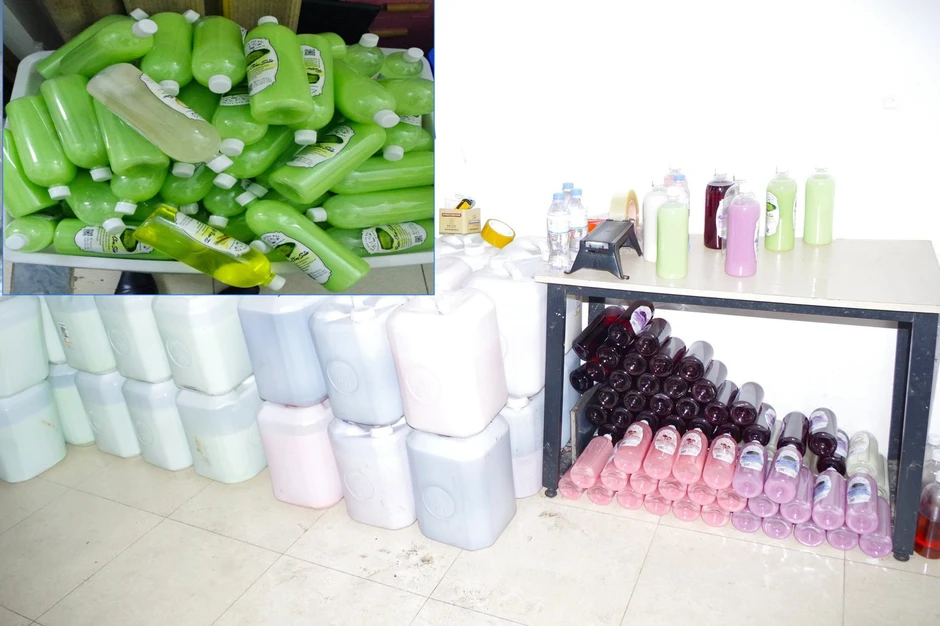 Triệt phá cơ sở bán gần 1.800 lít rượu trôi nổi gắn mác 'đặc sản' trên TikTok shop Triệt phá cơ sở bán gần 1.800 lít rượu trôi nổi gắn mác 'đặc sản' trên TikTok shop