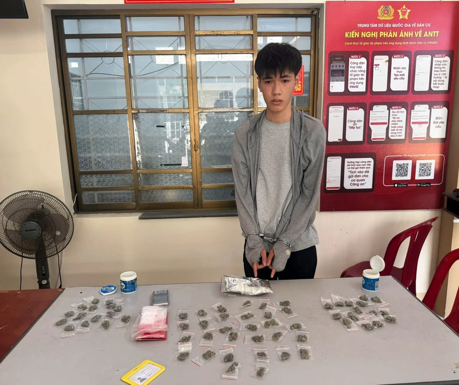 Triệt phá đường dây buôn bán và sử dụng ma túy, bắt 50 đối tượng Triệt phá đường dây buôn bán và sử dụng ma túy, bắt 50 đối tượng