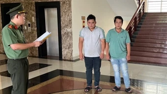 Triệt phá đường dây làm giả con dấu, tài liệu trên mạng xã hội tại Quảng Trị