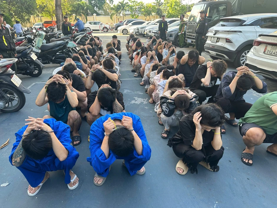 Triệt phá đường dây ma túy liên tỉnh quy mô lớn, bắt giữ 140 đối tượng liên quan Triệt phá đường dây ma túy liên tỉnh quy mô lớn, bắt giữ 140 đối tượng liên quan