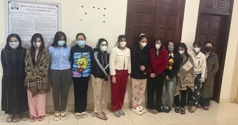 Triệt phá đường dây mại dâm “khủng” với hơn 800 tài xế taxi làm môi giới