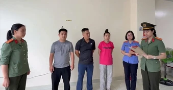 Triệt phá đường dây núp bóng spa điều trị xương khớp, lừa đảo gần 300 người