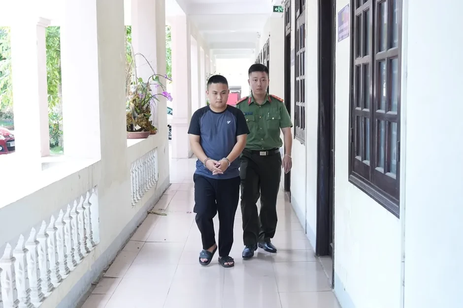 Triệt phá đường dây núp bóng spa điều trị xương khớp, lừa đảo gần 300 người Triệt phá đường dây núp bóng spa điều trị xương khớp, lừa đảo gần 300 người