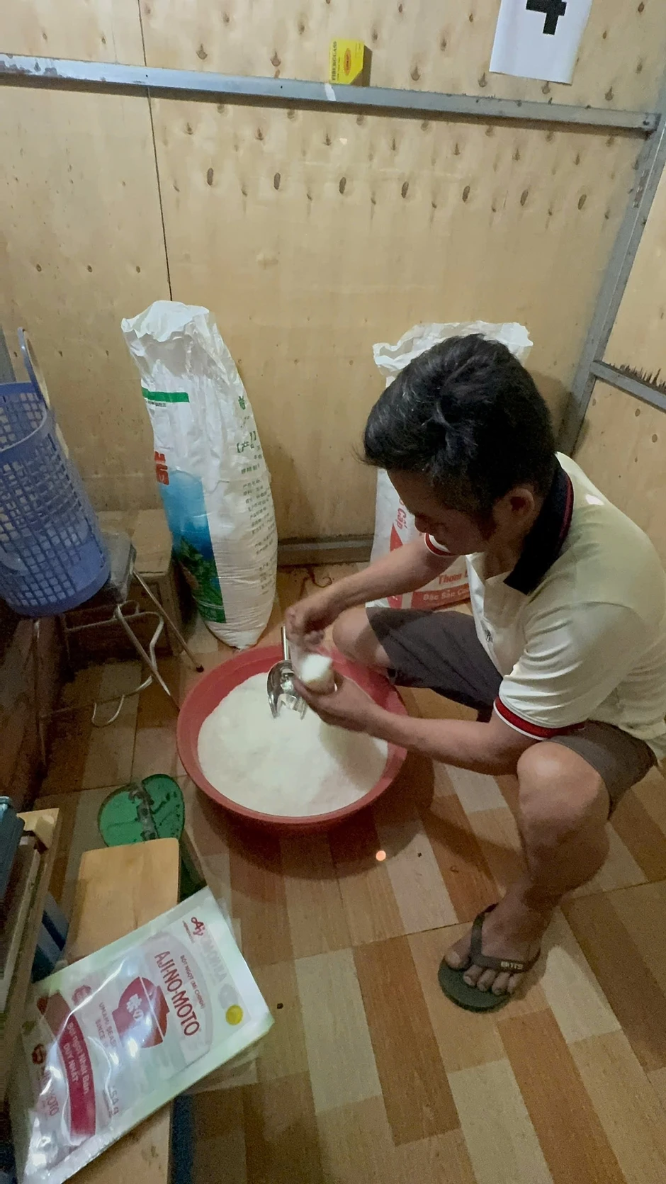 Triệt phá đường dây sản xuất, buôn bán bột ngọt giả nhãn hiệu Ajinomoto quy mô lớn Triệt phá đường dây sản xuất, buôn bán bột ngọt giả nhãn hiệu Ajinomoto quy mô lớn