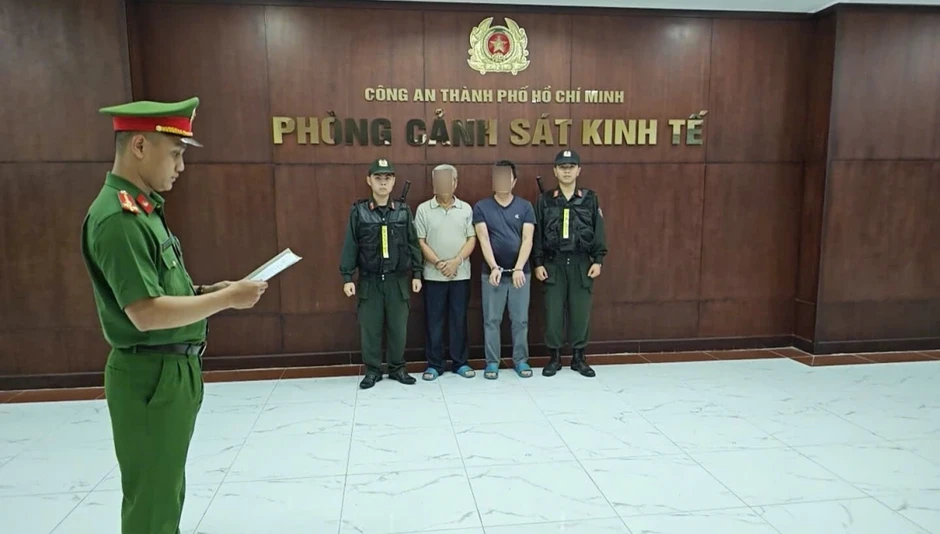 Triệt phá đường dây sản xuất, buôn bán thuốc Đông dược trái phép tại TP.HCM Triệt phá đường dây sản xuất, buôn bán thuốc Đông dược trái phép tại TP.HCM