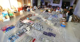 Triệt phá đường dây sản xuất hơn 100.000 dụng cụ sử dụng ma túy
