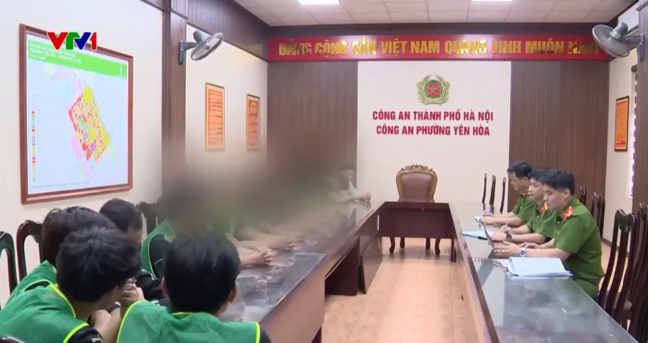 Triệt phá đường dây trồng, chế biến cần sa tại nhà ngay giữa Thủ đô Triệt phá đường dây trồng, chế biến cần sa tại nhà ngay giữa Thủ đô