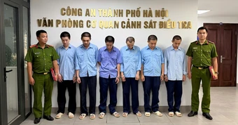 Triệt phá đường dây tuồn 300kg vàng lậu từ Hong Kong vào Việt Nam, giấu trong thiết bị điện tử