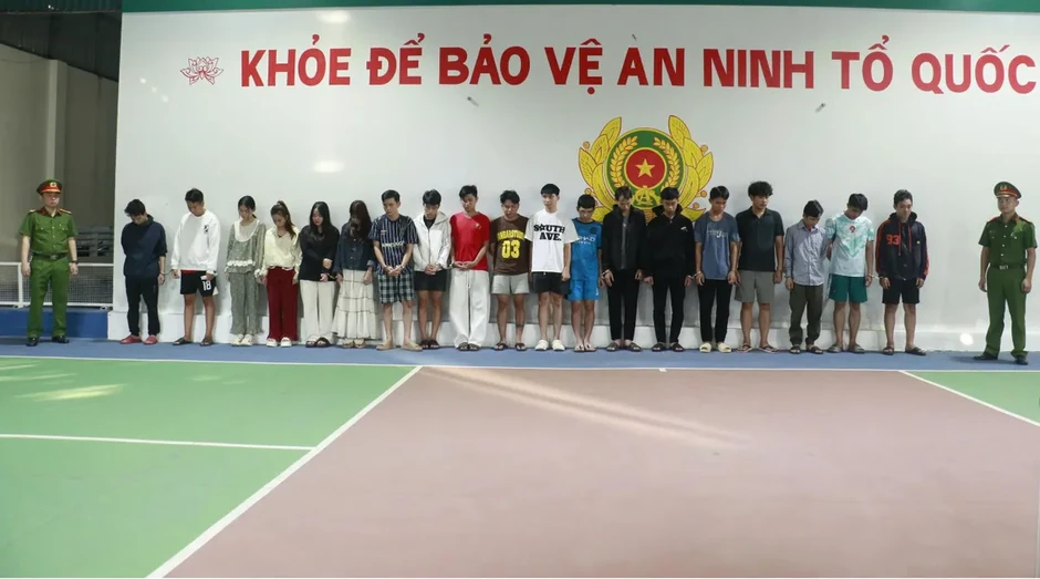 Triệt phá ổ nhóm đánh bạc qua website Sunwin và rửa tiền hàng triệu USD Triệt phá ổ nhóm đánh bạc qua website Sunwin và rửa tiền hàng triệu USD