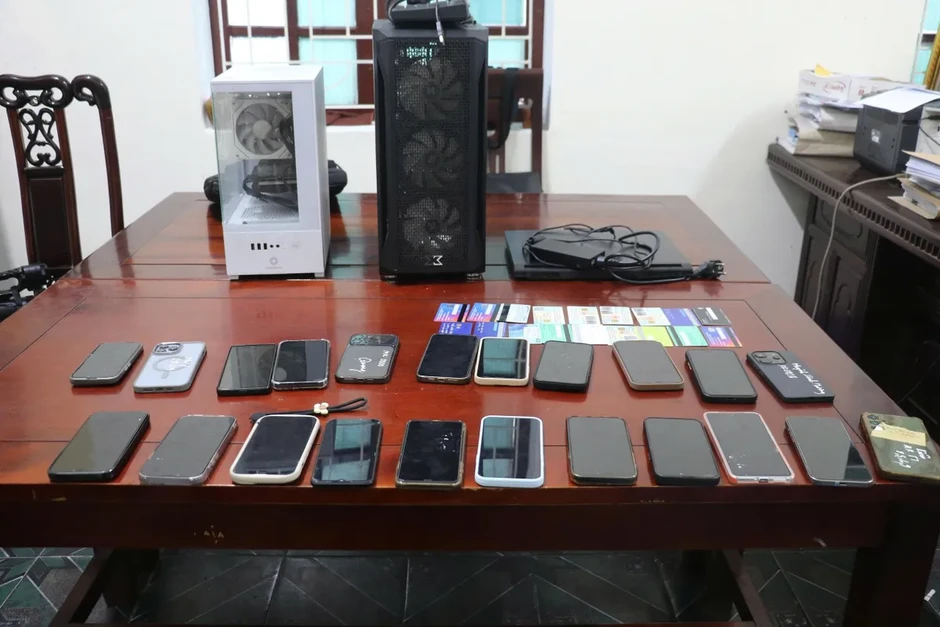 Triệt phá ổ nhóm đánh bạc qua website Sunwin và rửa tiền hàng triệu USD Triệt phá ổ nhóm đánh bạc qua website Sunwin và rửa tiền hàng triệu USD