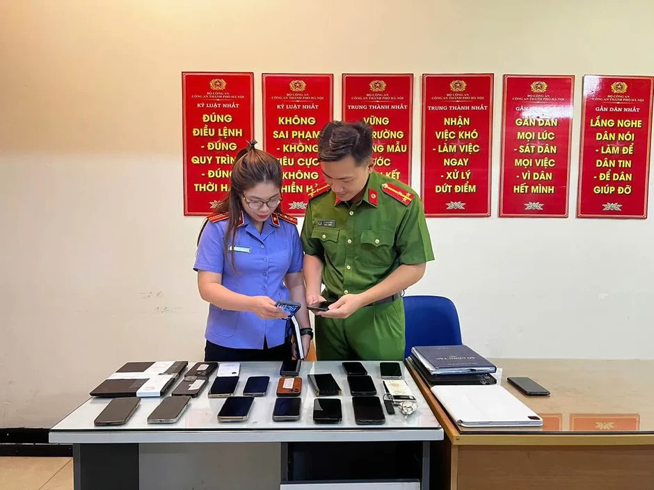 Triệt phá ổ nhóm lừa đảo đầu tư tiền điện tử LIBFX, chiếm đoạt 60 tỷ đồng Triệt phá ổ nhóm lừa đảo đầu tư tiền điện tử LIBFX, chiếm đoạt 60 tỷ đồng