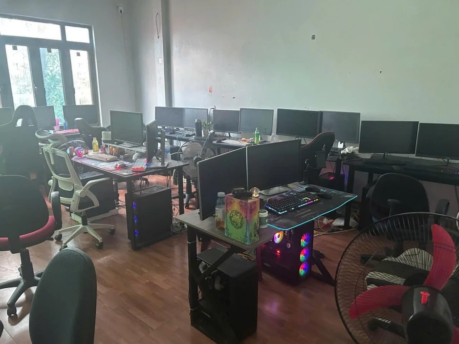 Triệt phá ổ nhóm thuê nhà ở Bắc Ninh chiếm đoạt tài khoản Facebook để bán kiếm lời Triệt phá ổ nhóm thuê nhà ở Bắc Ninh chiếm đoạt tài khoản Facebook để bán kiếm lời