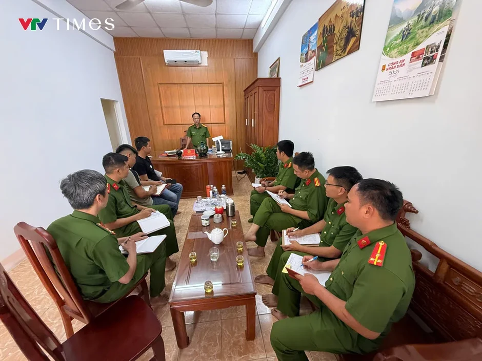 Triệt phá tụ điểm đánh bạc ven sông, tạm giữ hình sự 8 đối tượng ở Đồng Nai