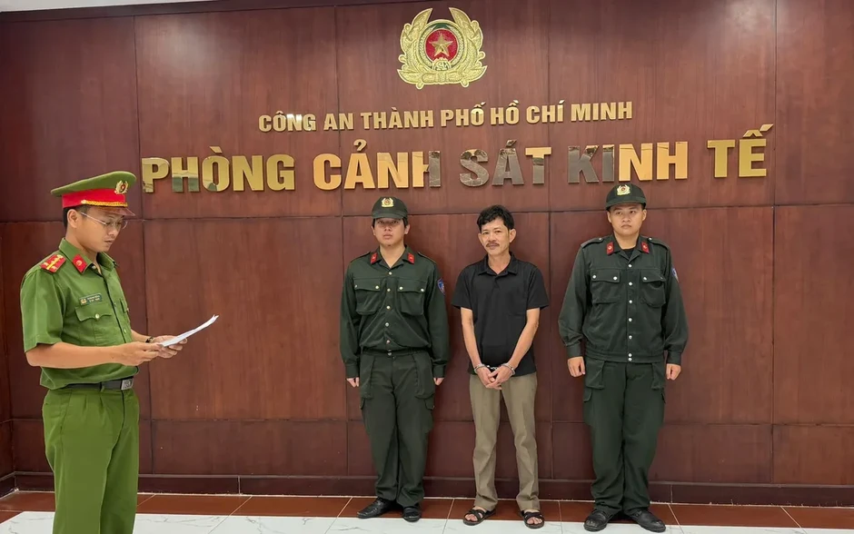 Triệt phá vụ lừa đảo hơn 22 tỷ đồng bằng hồ sơ xây dựng giả Triệt phá vụ lừa đảo hơn 22 tỷ đồng bằng hồ sơ xây dựng giả