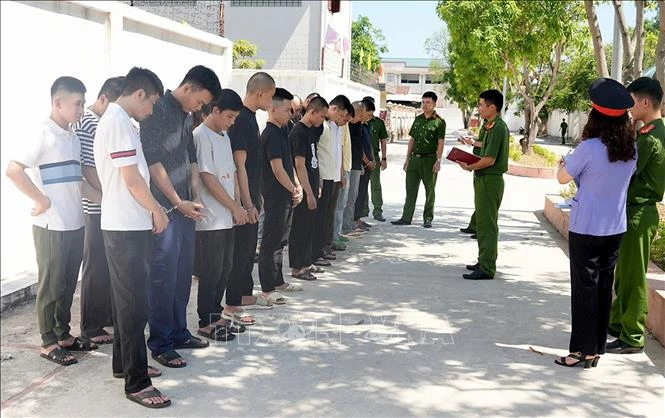 Triệt xóa băng nhóm lừa đảo xuyên quốc gia, bắt 24 đối tượng Triệt xóa băng nhóm lừa đảo xuyên quốc gia, bắt 24 đối tượng