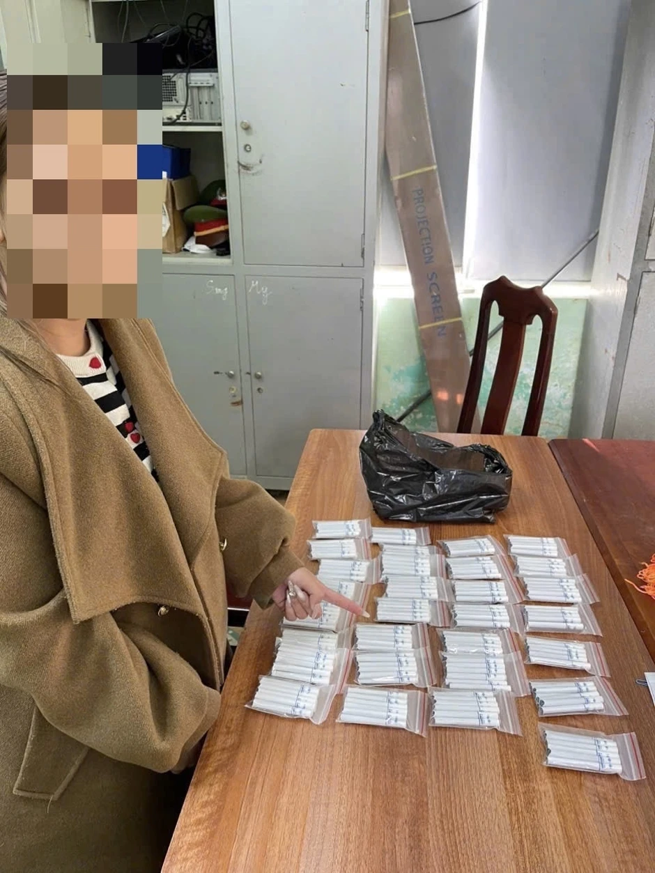 Triệt xóa đường dây mua bán “thuốc lá tẩm ma túy” Triệt xóa đường dây mua bán “thuốc lá tẩm ma túy”