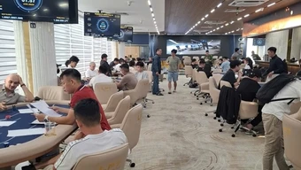 Triệt xóa tụ điểm cờ bạc trá hình thi đấu Poker do người nước ngoài điều hành