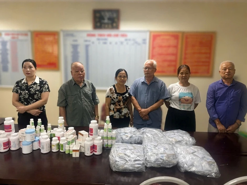 Trộn thuốc giảm đau liều mạnh vào hàng nghìn gói 'đông y gia truyền' Trộn thuốc giảm đau liều mạnh vào hàng nghìn gói 'đông y gia truyền'