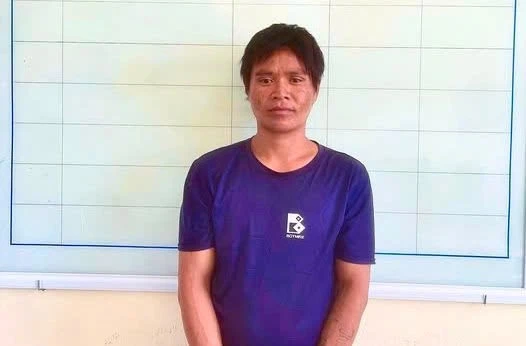 Trốn truy nã vào rừng sâu sống tách biệt như 'người rừng'